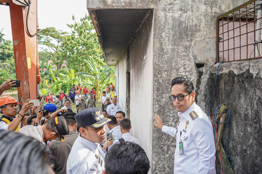 Rico Waas Pimpin Robohkan Bangunan Sarang Narkoba Diapresiasi Granat Sumut: Dukung Penuh Langkah Pemko Medan