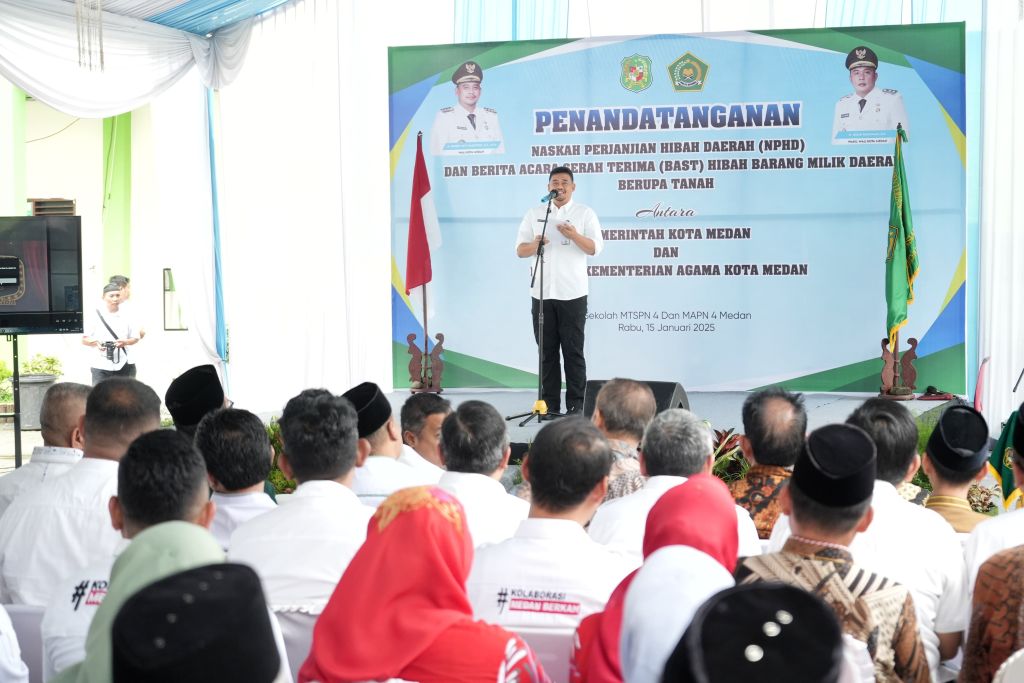 Serahkan Hibah Tanah Kemenag Kota Medan, Wali Kota: Janji Saya Sudah Terlaksana